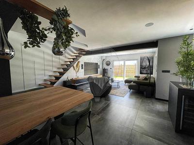 Maison - 150 m² - 5 pièces