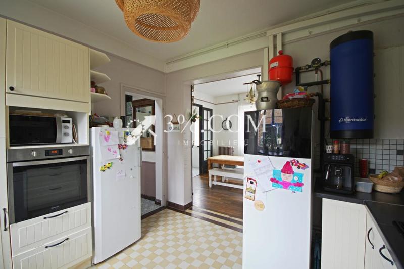 Maison - 193 m² - 10 pièces