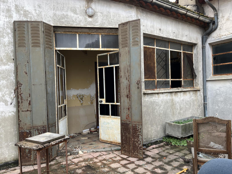 Maison - 401 m² - 13 pièces