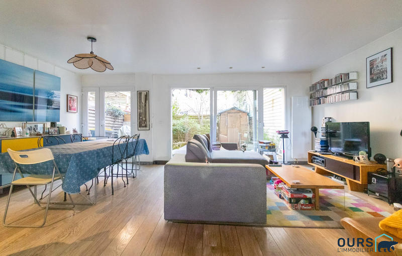 Maison - 92 m² - 5 pièces