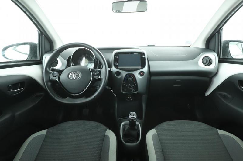 Toyota Aygo 1.0 Vvt-i X-Play 5p 72 ch
