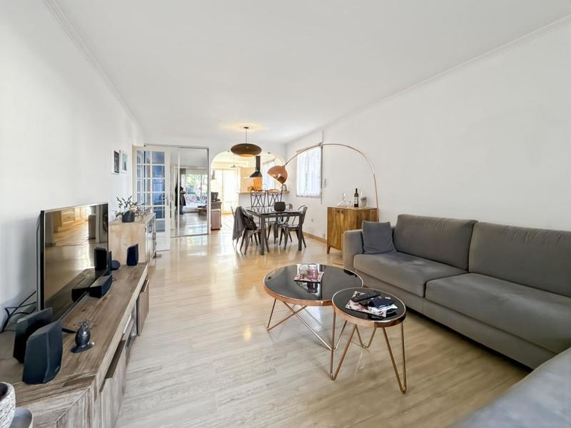 Appartement - 81 m² - 3 pièces