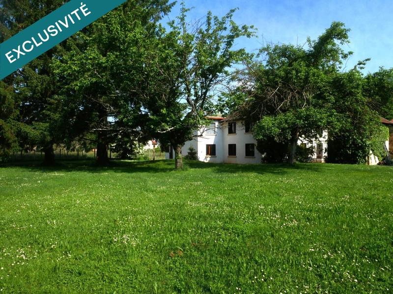 Maison - 240 m² - 10 pièces