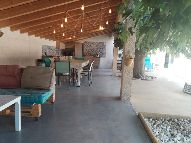 Villa - 180 m² - 6 pièces