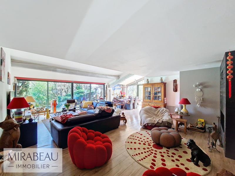 Villa - 172 m² - 6 pièces