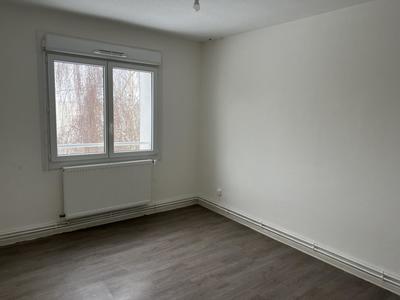 Appartement - 76 m² - 4 pièces