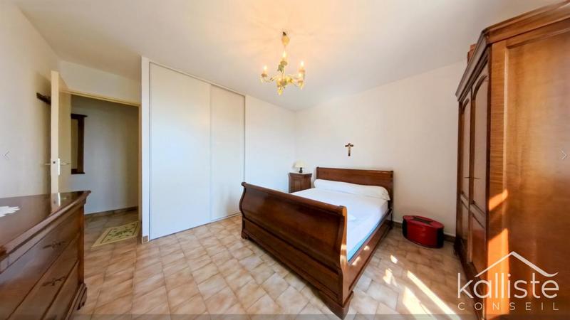 Maison - 87 m² - 5 pièces