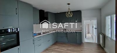 Maison - 147 m² - 8 pièces