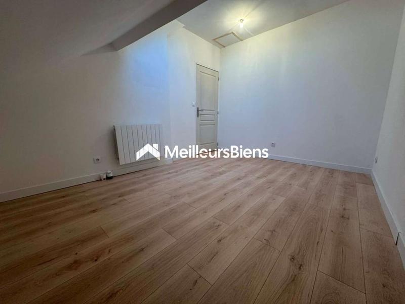 Immeuble - 147 m² - 7 pièces