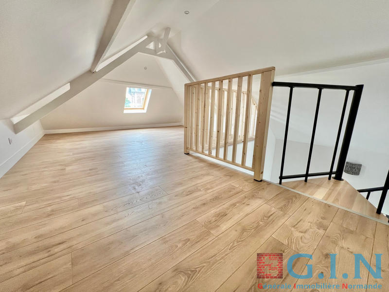 Maison - 110 m² - 6 pièces