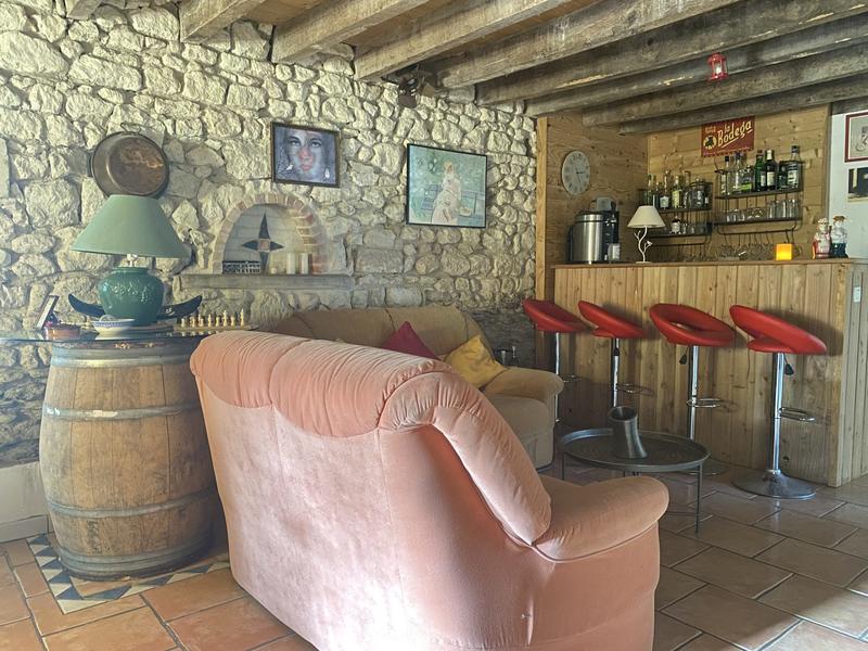 Maison ancienne - 172 m² - 6 pièces