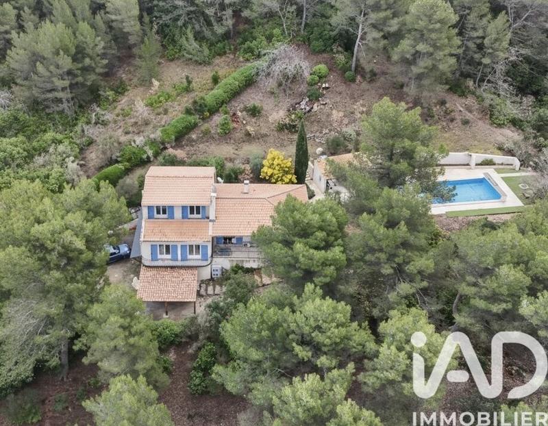 Maison - 155 m² - 6 pièces