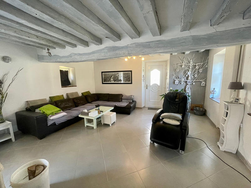 Maison - 200 m² - 8 pièces