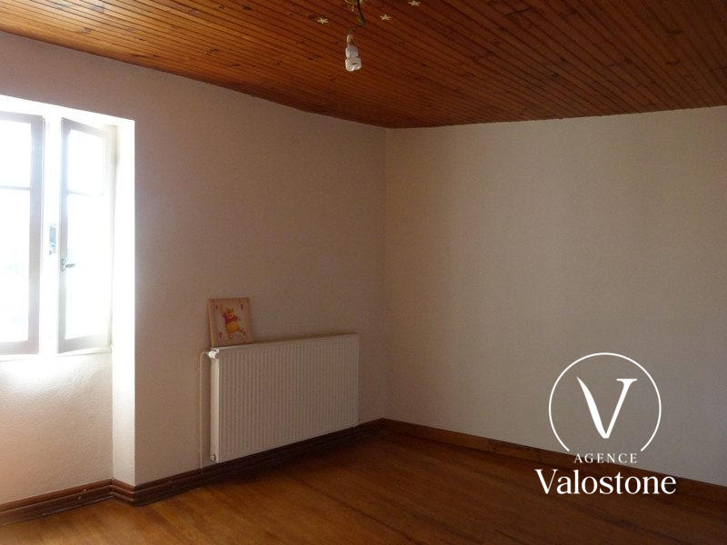 Maison traditionnelle - 101 m² - 4 pièces