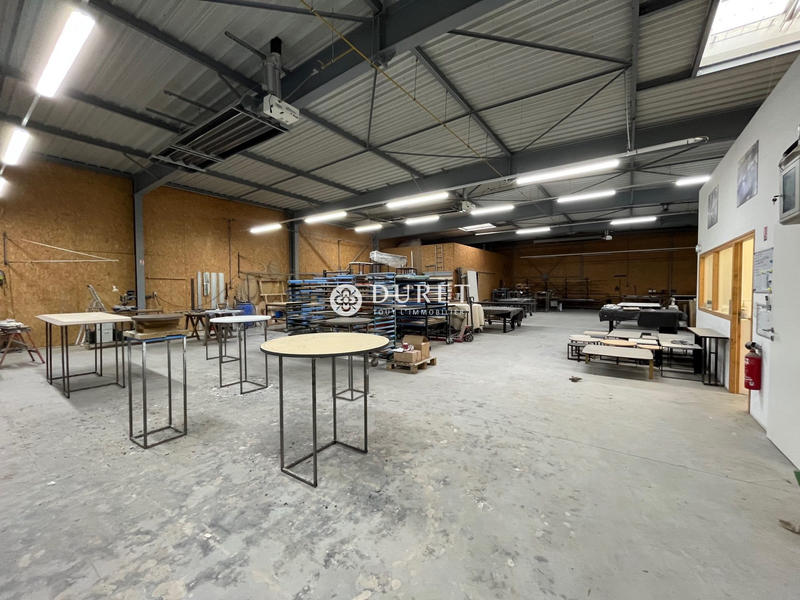 Local d'activités - 532 m²