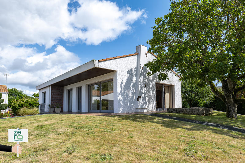 Maison - 161 m² - 5 pièces