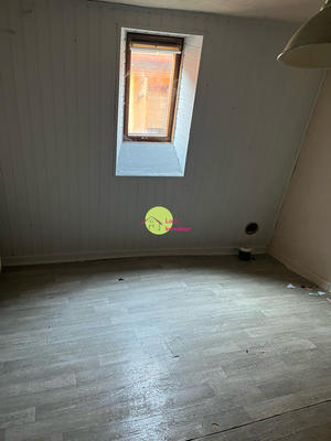 Appartement - 81 m² - 5 pièces