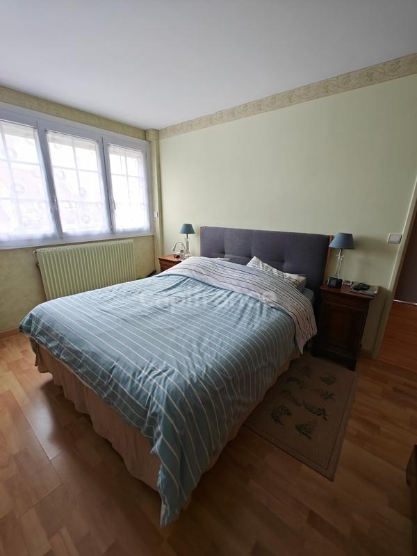 Maison - 121 m² - 5 pièces