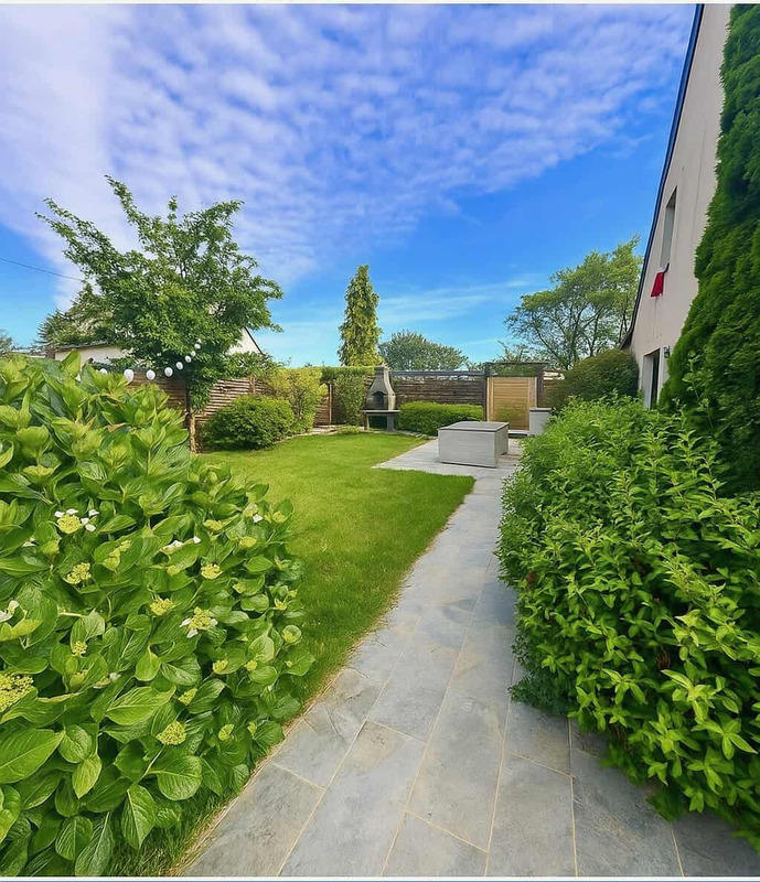 Maison - 200 m² - 10 pièces