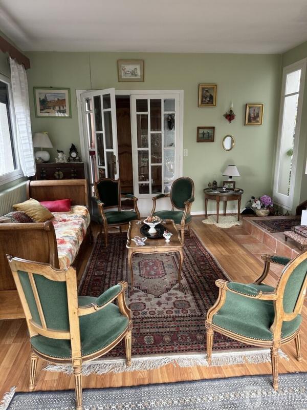 Maison d'architecte - 330 m² - 14 pièces