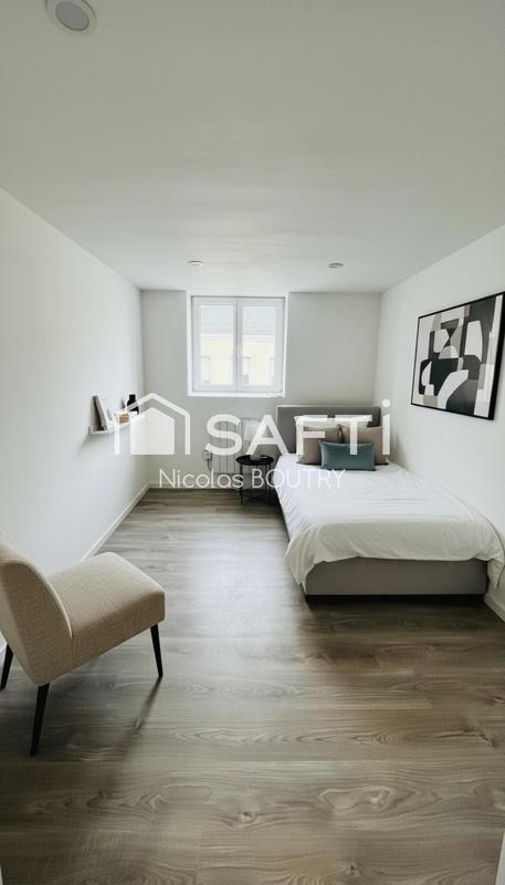 Maison - 93 m² - 5 pièces