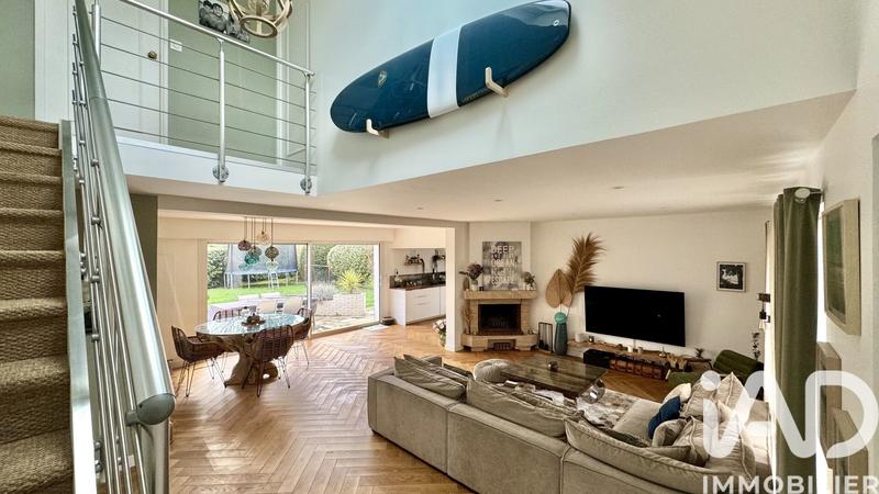 Maison - 140 m² - 6 pièces