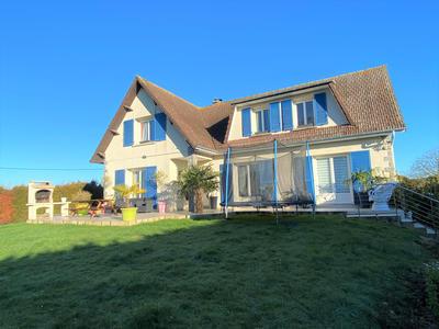 Maison - 160 m² - 6 pièces