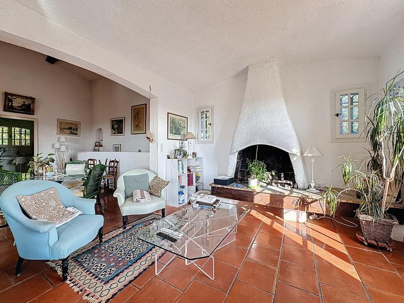 Maison traditionnelle - 160 m² - 5 pièces