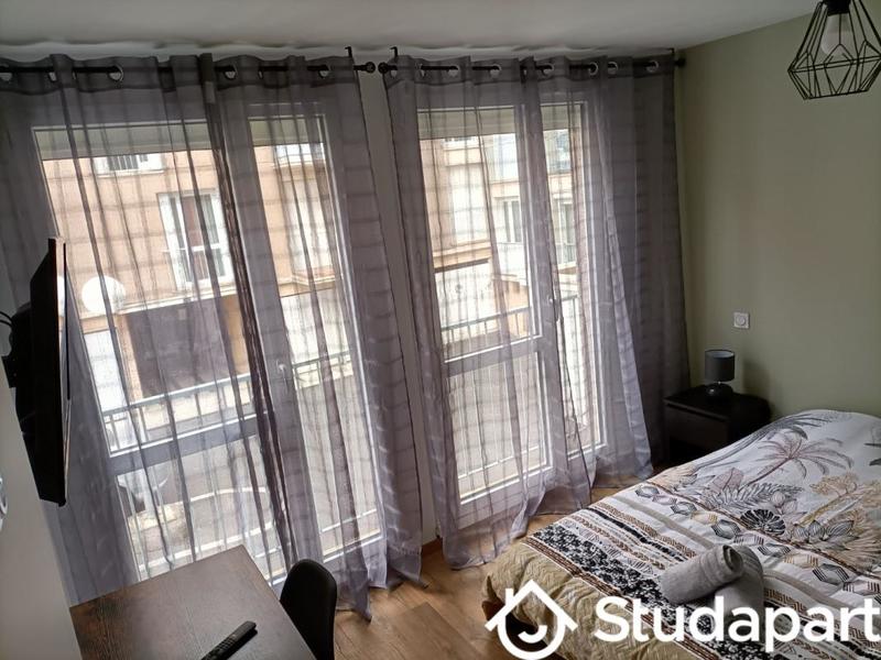 Chambre - 11 m² - 1 pièce