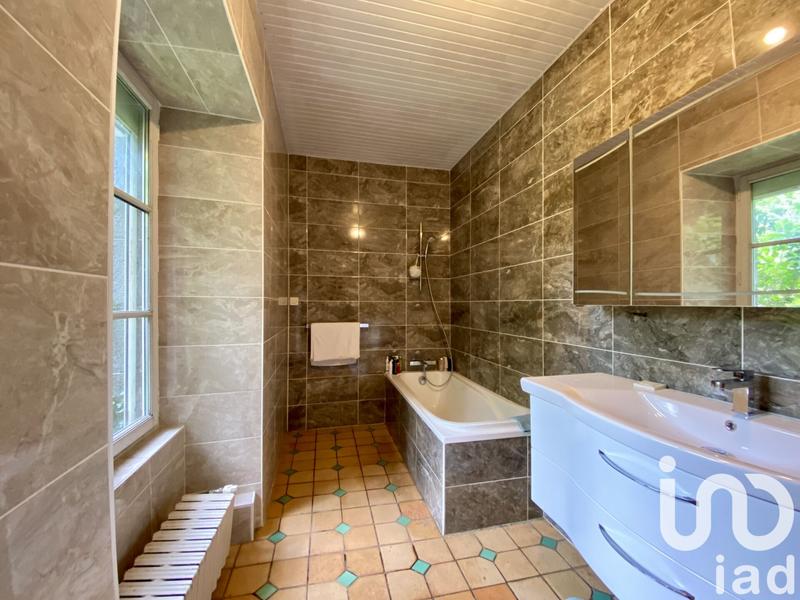 Maison - 187 m² - 6 pièces