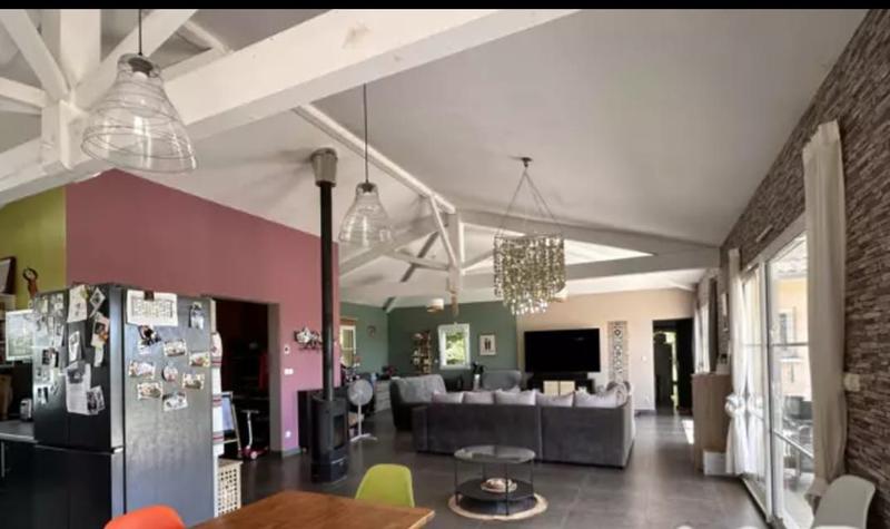 Maison - 226 m² - 8 pièces