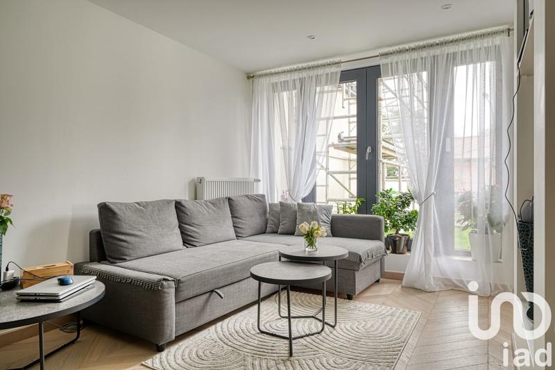 Maison - 245 m² - 12 pièces