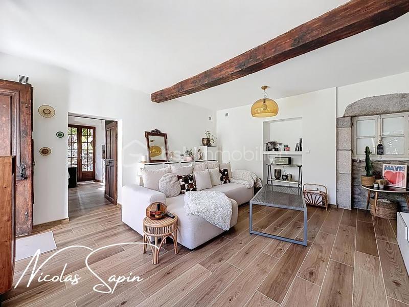 Appartement - 75 m² - 3 pièces