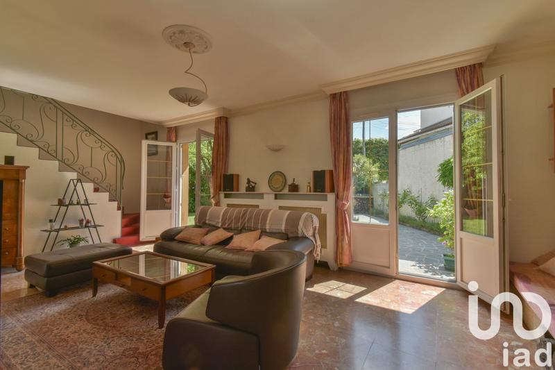 Maison - 171 m² - 7 pièces