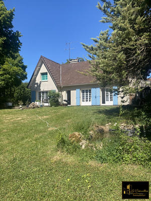 Maison traditionnelle - 140 m² - 6 pièces