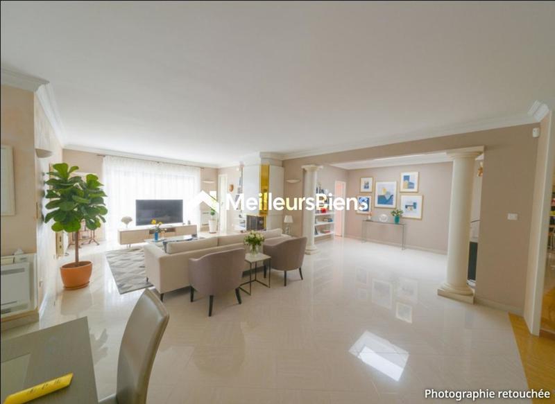 Villa - 176 m² - 6 pièces