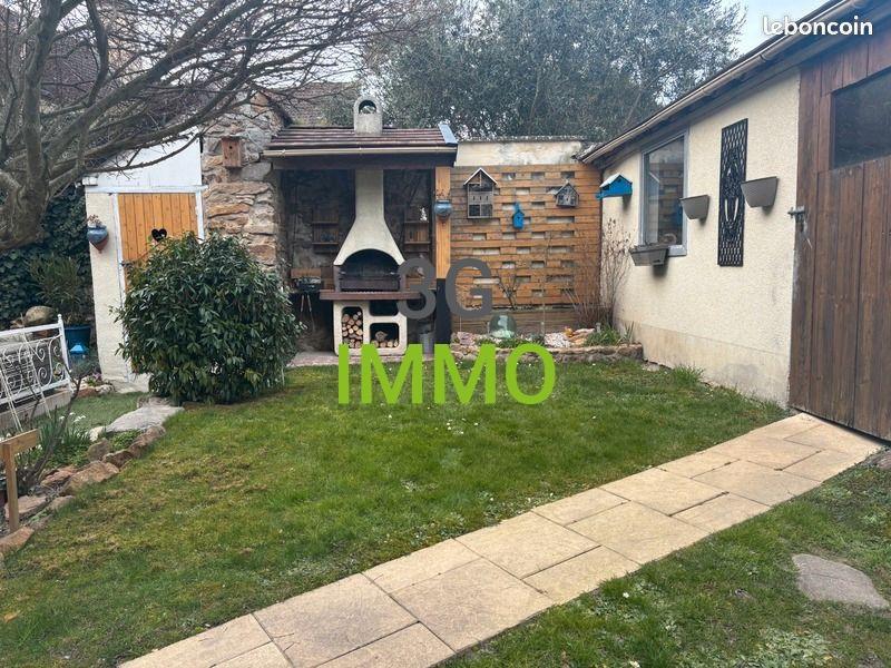 Maison de village - 176 m² - 7 pièces