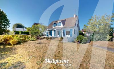 Maison ancienne - 135 m² - 7 pièces