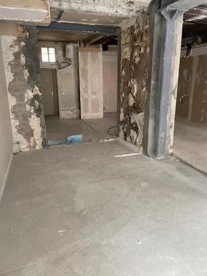 Local commercial - 84 m²