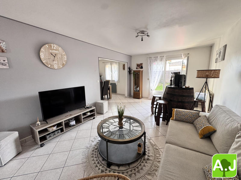 Maison - 104 m² - 5 pièces