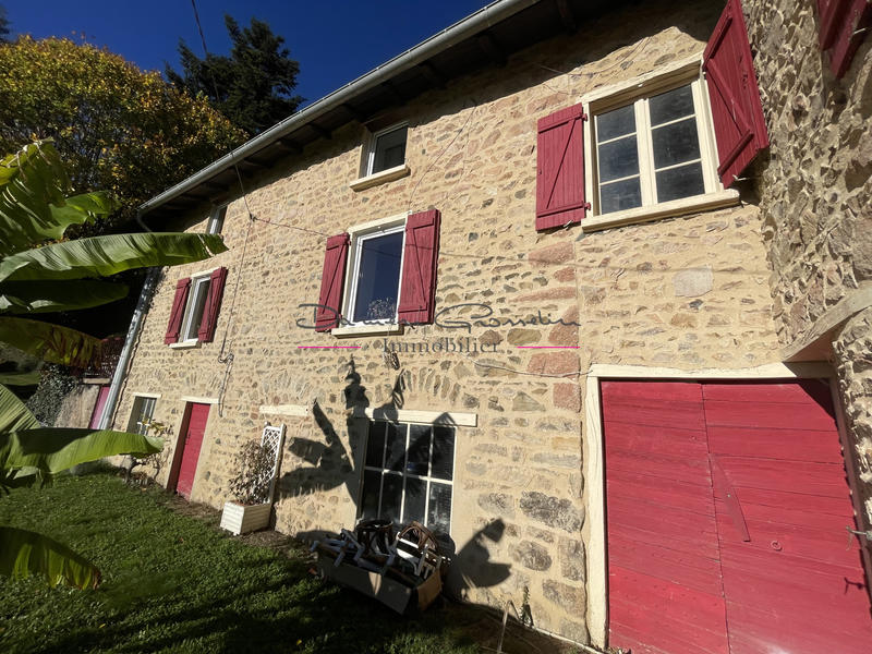 Maison - 96 m² - 4 pièces