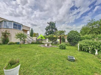 Propriété - 391 m² - 5 pièces