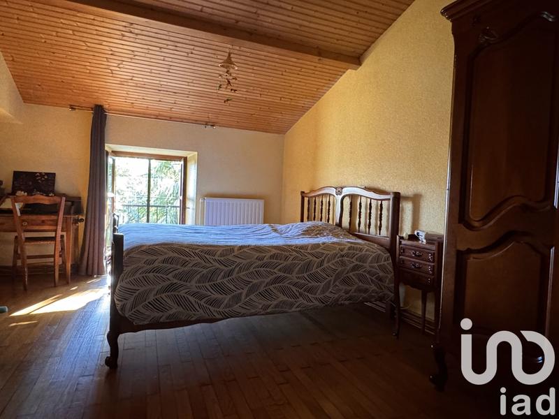 Maison de village - 200 m² - 6 pièces