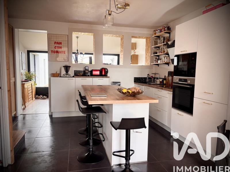 Maison - 120 m² - 5 pièces