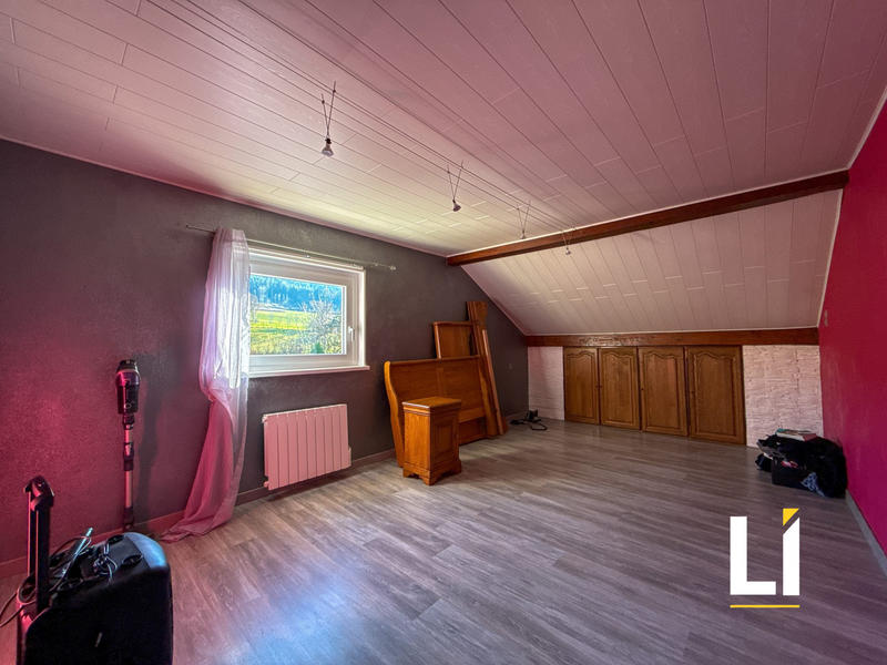 Maison - 111 m² - 5 pièces