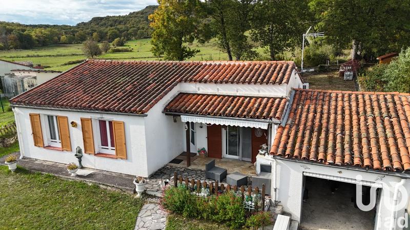 Maison - 95 m² - 6 pièces