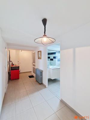 Maison de village - 310 m² - 8 pièces