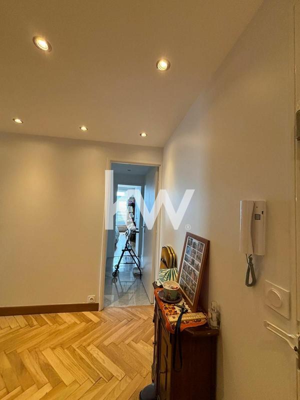 Appartement - 110 m² - 4 pièces