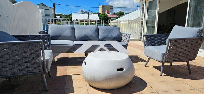 Appartement - 95 m² - 4 pièces