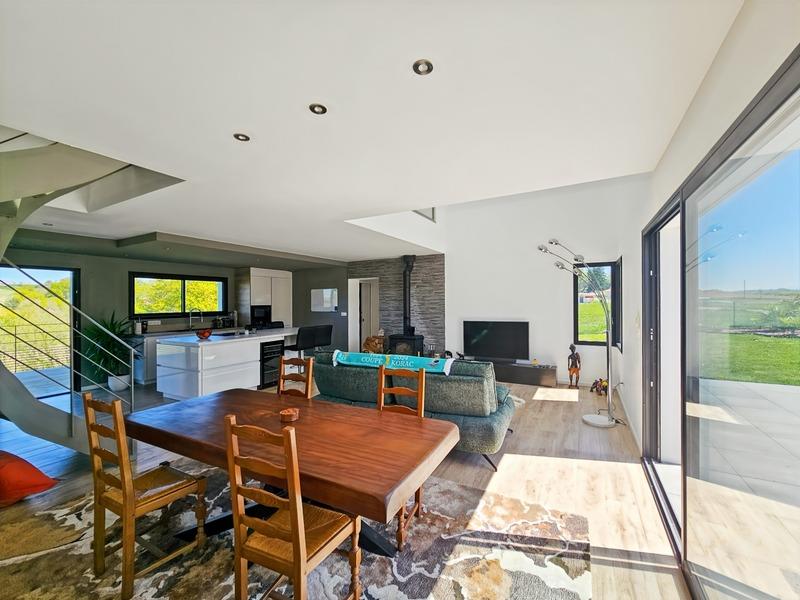 Maison - 149 m² - 5 pièces